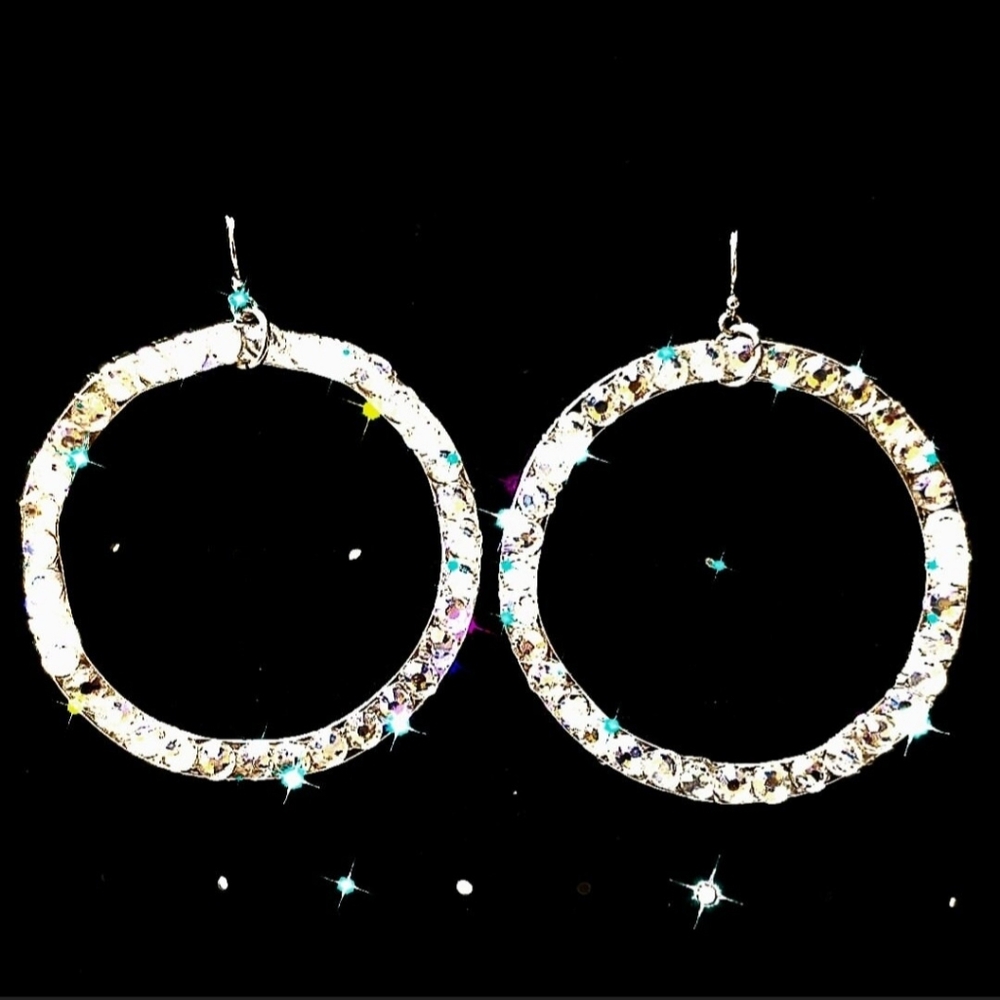 Crystal Rhinestone Dangle Earrings - Picture 6 of 10
